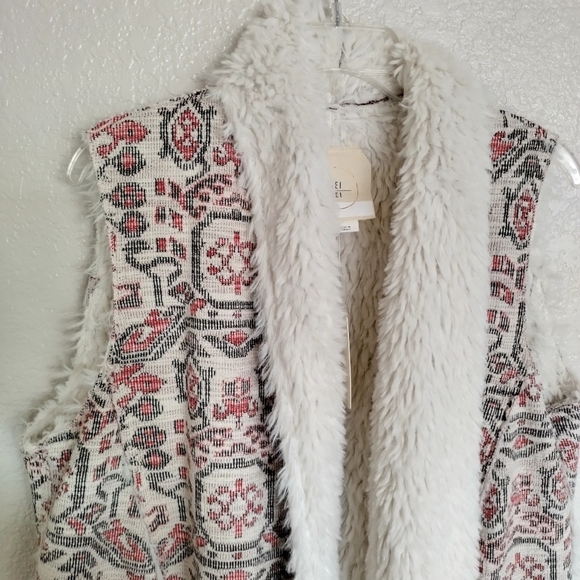 NWT Anthropologie Hei Hei Women's Faux Fur Tapestry Open Front Vest sz M - Picture 3 of 6
